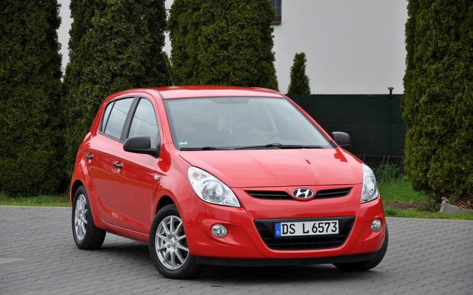 Hyundai i20 cena 15900 przebieg: 220000, rok produkcji 2011 z Ryglice małe 781